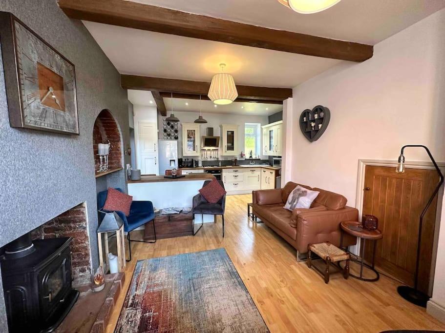 Villa Gaia Lichfield Esterno foto